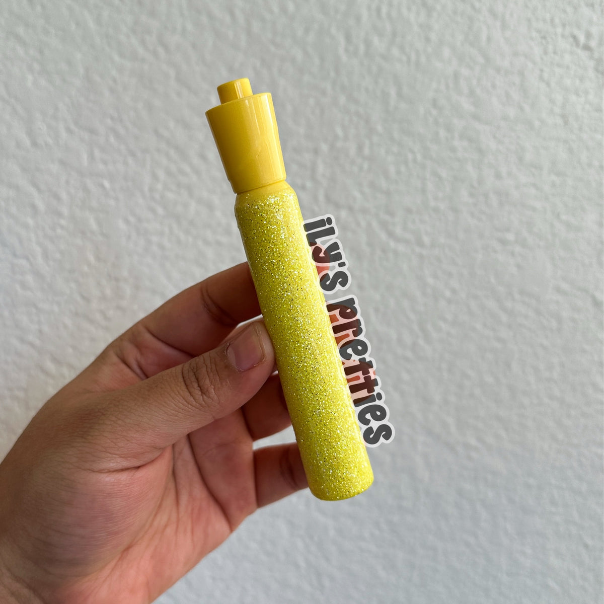 GLITTER HIGHLIGHTER — PASTEL YELLOW