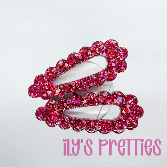 GIRLS NIGHT OUT • RTS SCALLOP BARRETTE PIGGIES