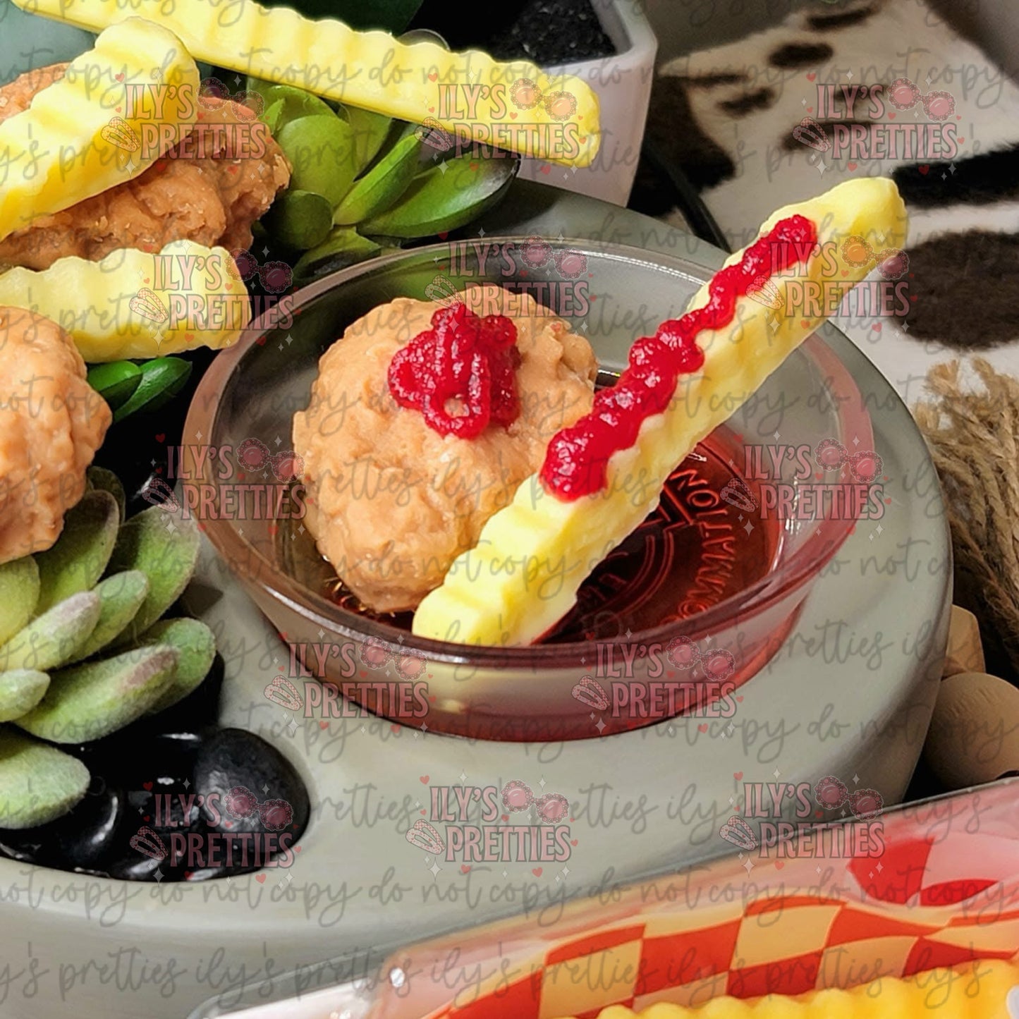 NUGGETS & FRIES — FOOD MELT