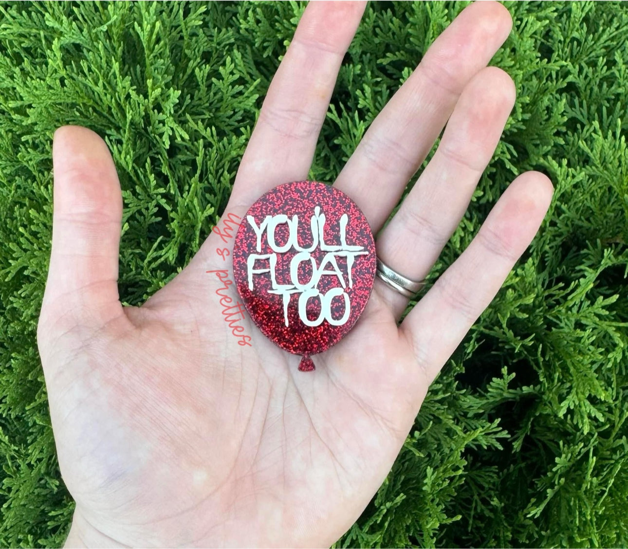 red balloon (acrylic hair clip)